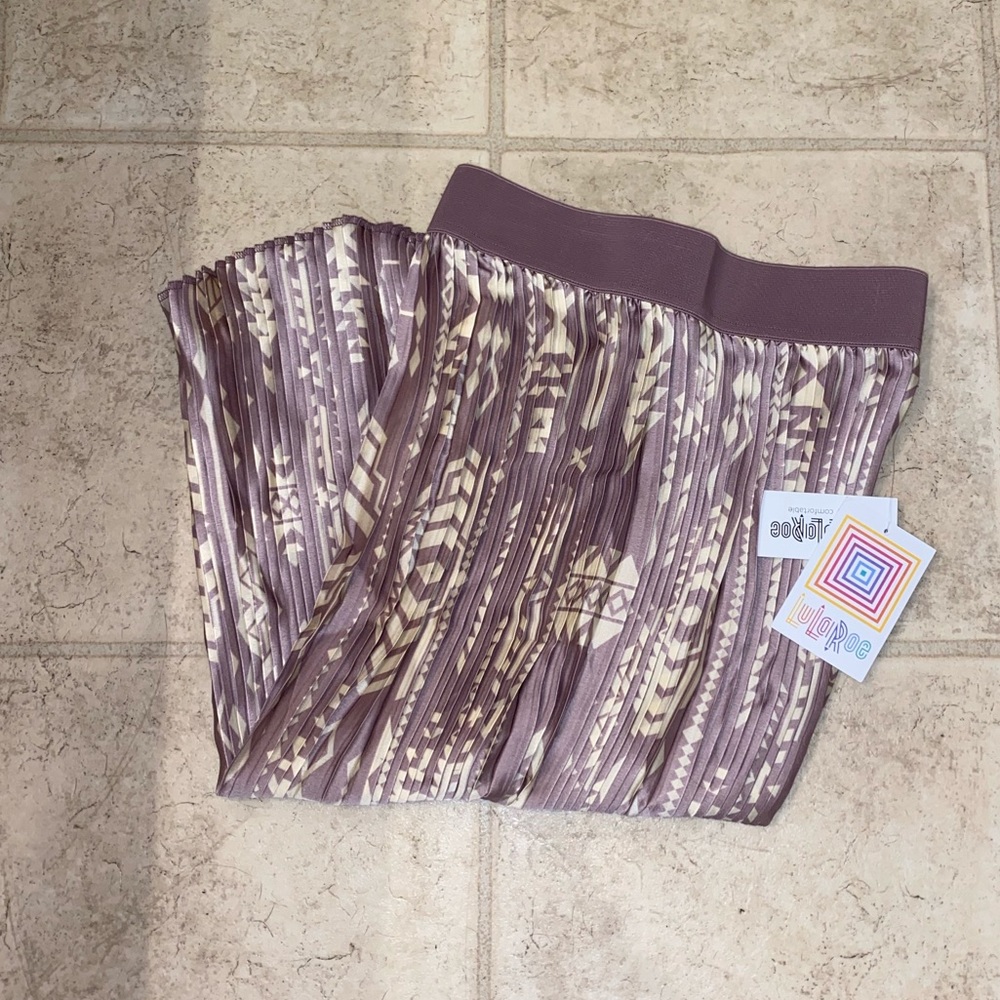 LulaRoe skirt🌻